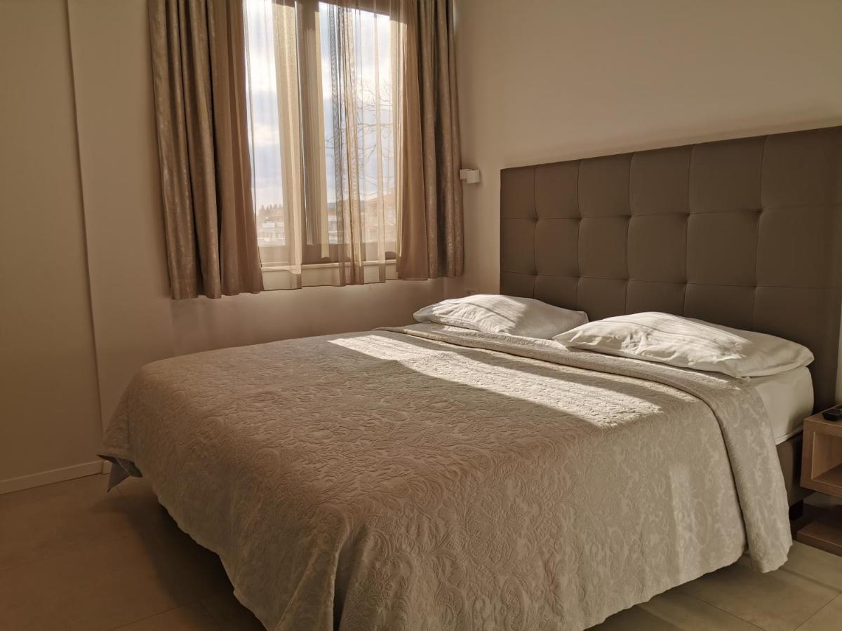Luxury Rooms Pino Split Dış mekan fotoğraf